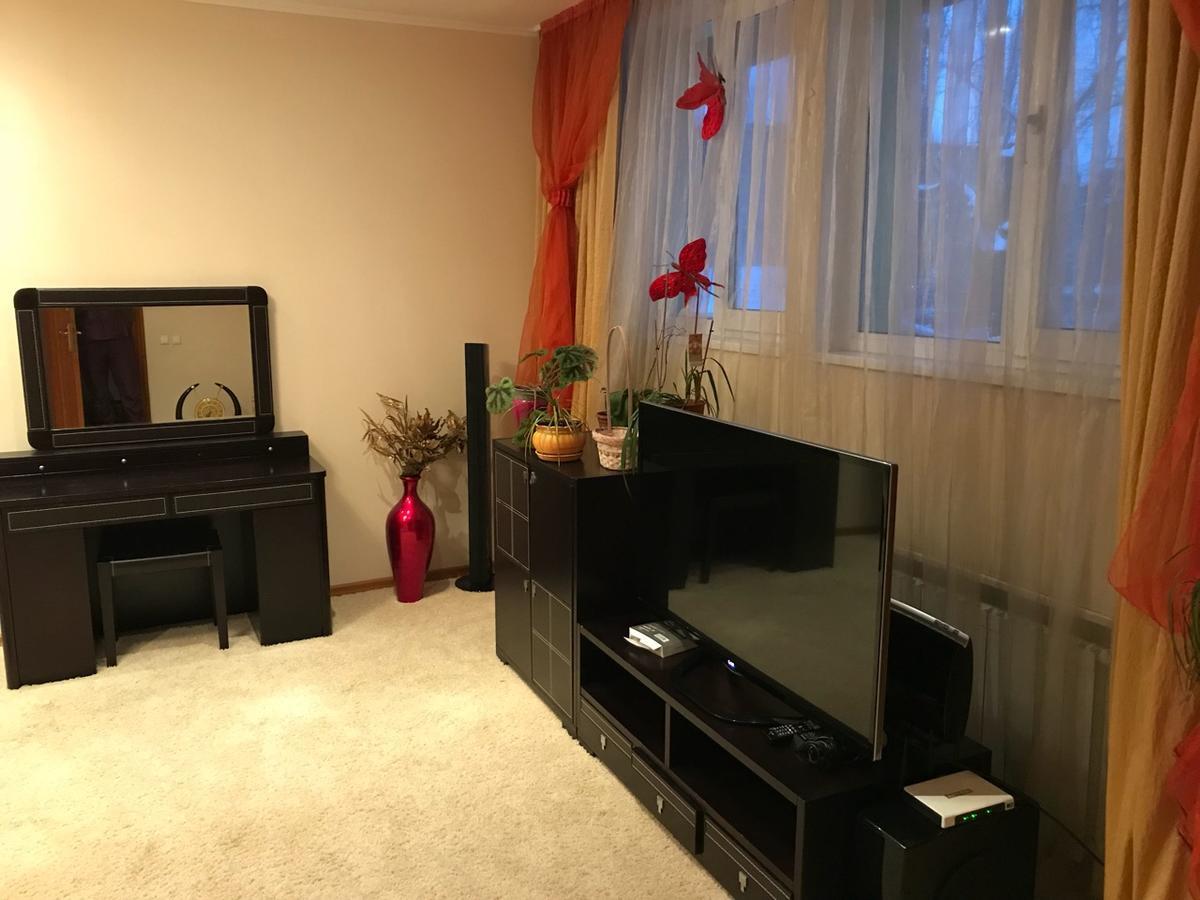 Apartment On Nebesnoi Sotni Zsitomir Kültér fotó